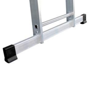 Gierre Hailo Triple Section Extension Ladder - Image 4
