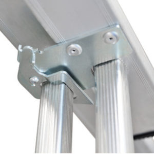 Gierre Hailo Triple Section Extension Ladder - Image 3