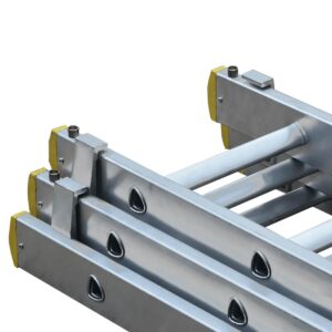 Triple Section Trade Professional Aluminium Extension Ladder - Image 3